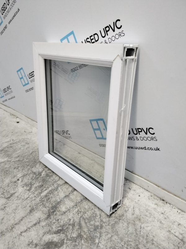 Used White Upvc Window 530mm x 460mm W0156 - Image 3