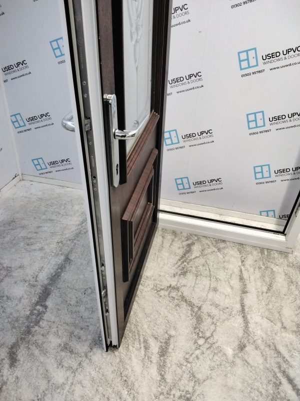 Used Rosewood Upvc Back Door 895mm x 2110mm 0617 - Image 5