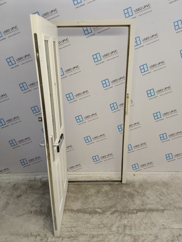Used White Composite Front Door 910mm x 2040mm 0593 - Image 3
