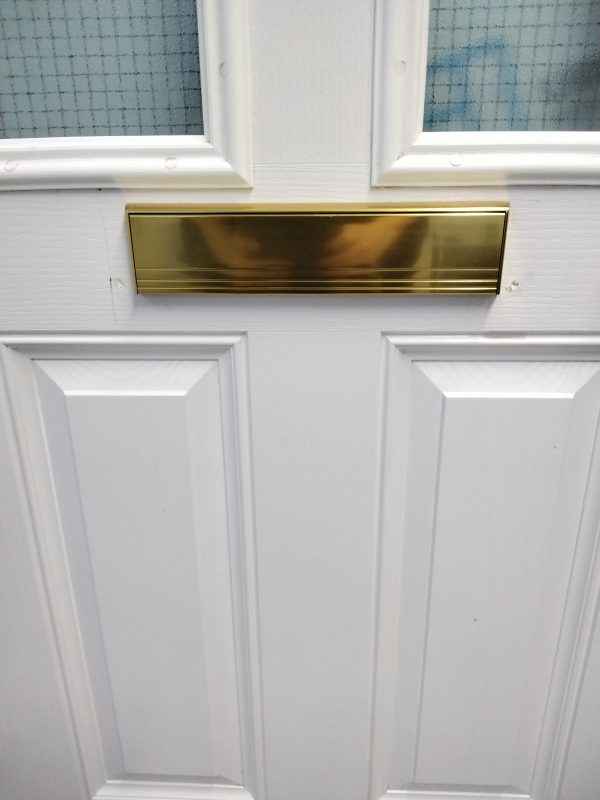 Used White Composite Front Door 915mm x 2060mm 0391 - Image 6
