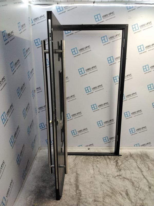Used Anthracite Grey Composite Front Door 1000mm x 2065mm C6043 - Image 3