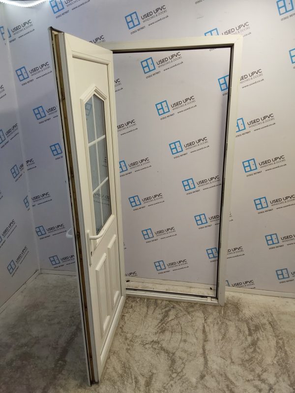 Used White Upvc Back Door 960mm x 2040mm (reduce to 940mm) C6056 - Image 3