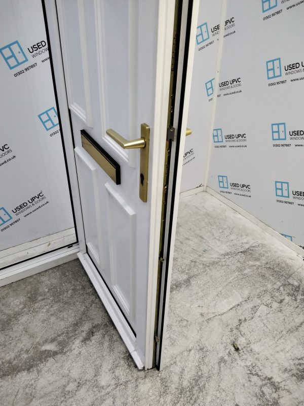 Used White Upvc Front Door 870mm x 2045mm C6063 - Image 5