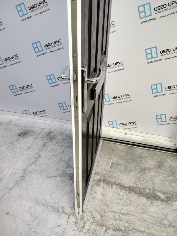 Used Black Composite Front Door 920mm x 1960mm C1025 - Image 5