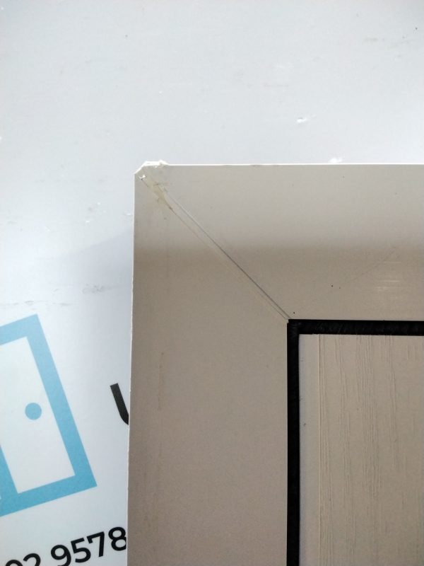 Used White Composite Front Door 900mm x 2000mm C1038 - Image 8