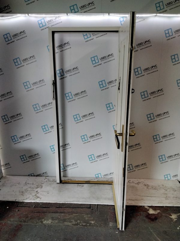 Used White Composite Front Door 920mm x 2090mm 0766 - Image 3