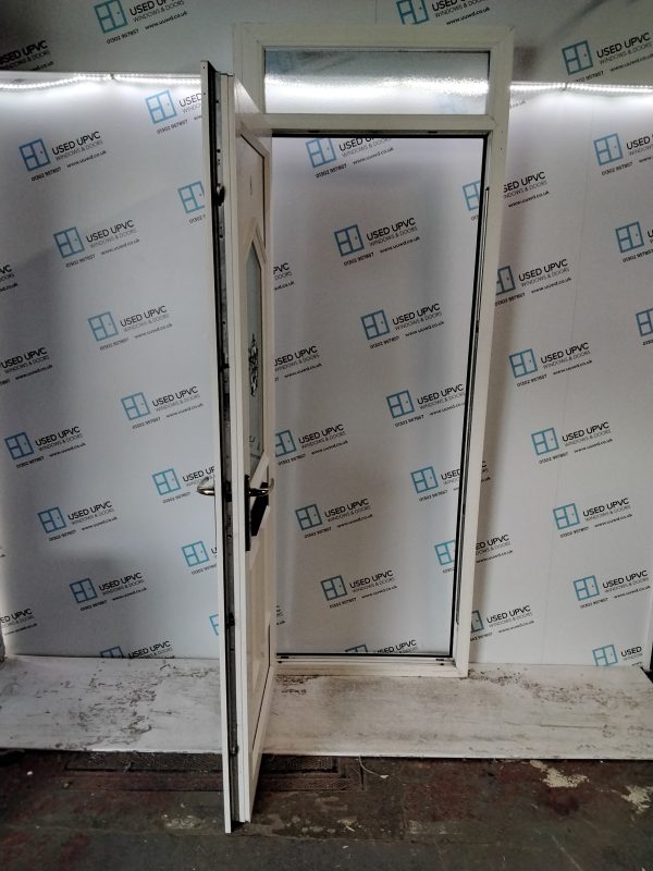 Used White Upvc Front Door And Toplight 905mm x 2390mm (Reduce To 875mm x 2390mm) 0848 - Image 3