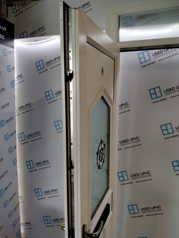 Used White Upvc Front Door And Toplight 905mm x 2390mm (Reduce To 875mm x 2390mm) 0848 - Image 4