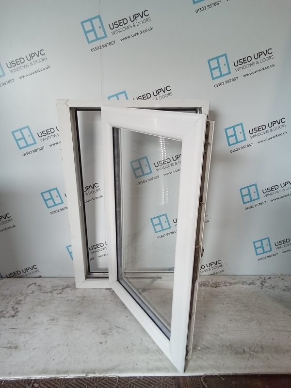 Used White Upvc Window 630mm x 955mm W0059 - Image 2