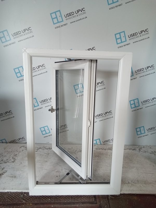 Used White Upvc Window 630mm x 955mm W0059 - Image 3