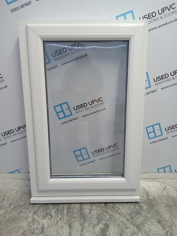Used White Upvc Window 635mm x 980mm W0078