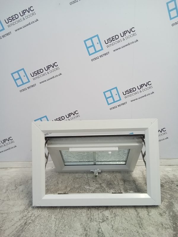 Used White Upvc Window 620mm x 415mm W0079 - Image 4