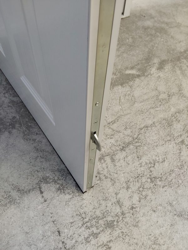 Used White Composite Front Door 990mm x 2070mm 0303 - Image 6