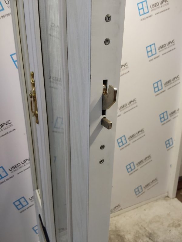 Used White Composite Front Door 885mm x 2080mm C6051 - Image 8