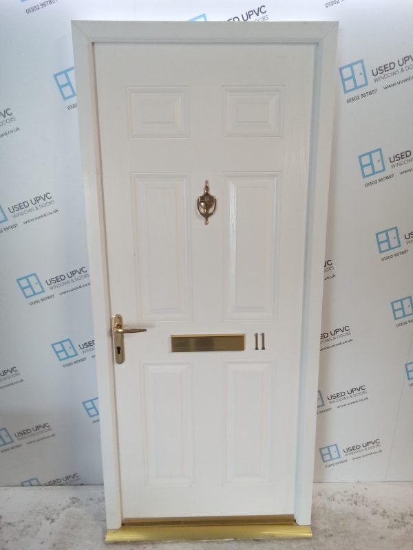 Used White Composite Front Door 910mm x 2065mm C8D34