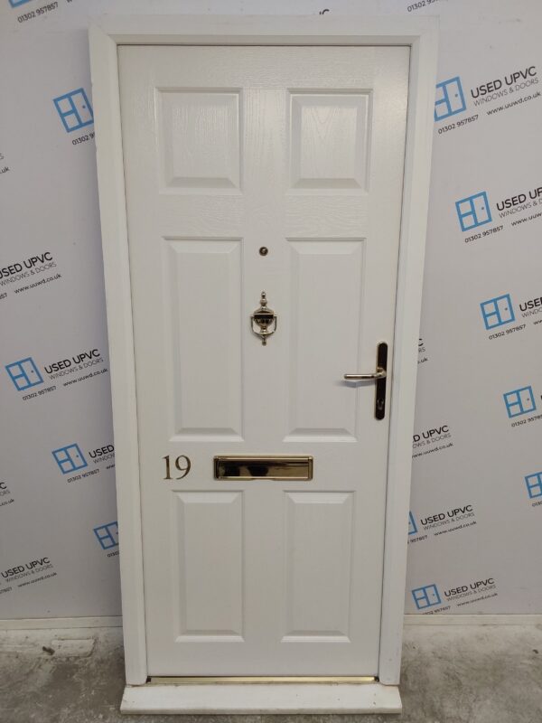 Used White Composite Front Door 900mm x 2030mm C9D67