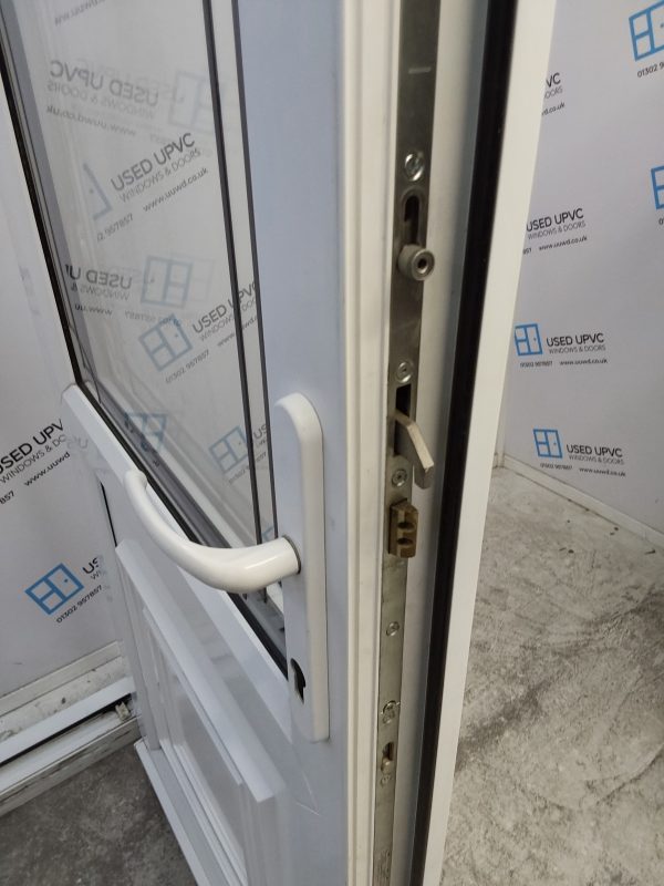 Used White Upvc Back Door 895mm x 2145mm (reduce to 875mm) C8D08 - Image 5