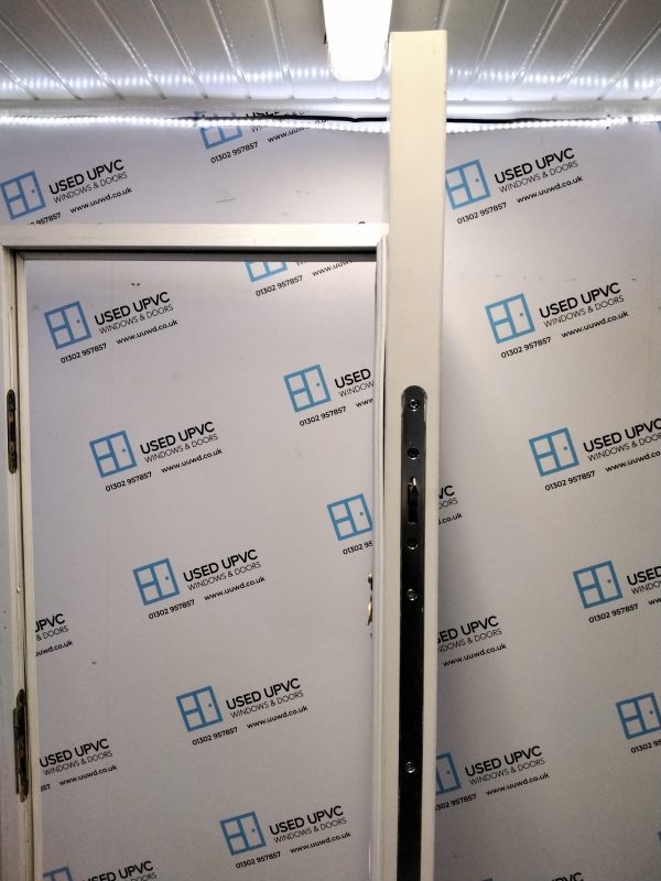 Used White Composite Front Door 905mm x 2080mm 0119 - Image 4