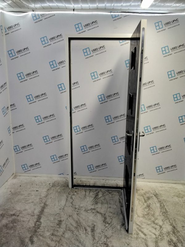Used Black Composite Front Door 880mm x 2065mm C8D40 - Image 3