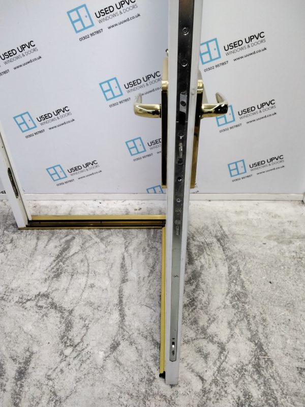 Used White Composite Front Door 905mm x 2080mm C11D14 - Image 5