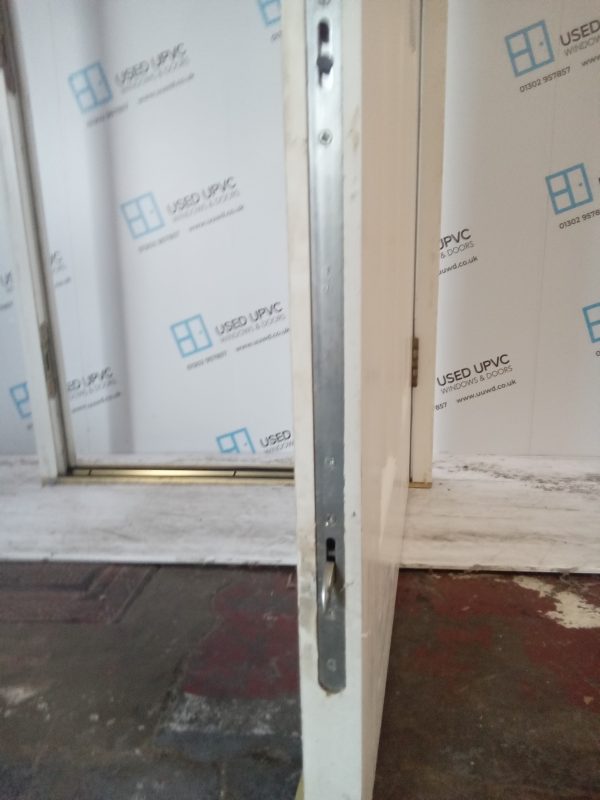 Used White Composite Front Door 910mm x 2080mm C6055 - Image 7