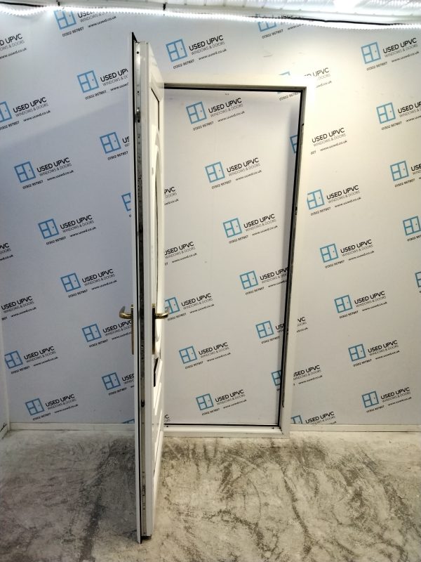 Used White Upvc Front Door 890mm x 2070mm (Reduce To 875mm x 2070mm) C6079 - Image 3