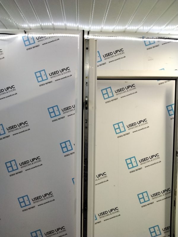 Used White Upvc Front Door 890mm x 2070mm (Reduce To 875mm x 2070mm) C6079 - Image 4