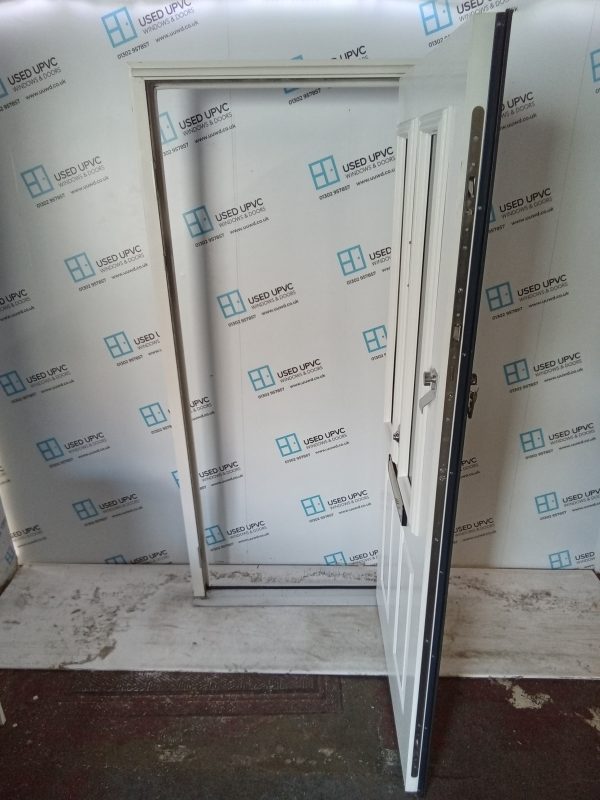 Used Anthracite Grey Composite Front Door (Outwards Opening) 900mm x 2040mm C1007 - Image 2