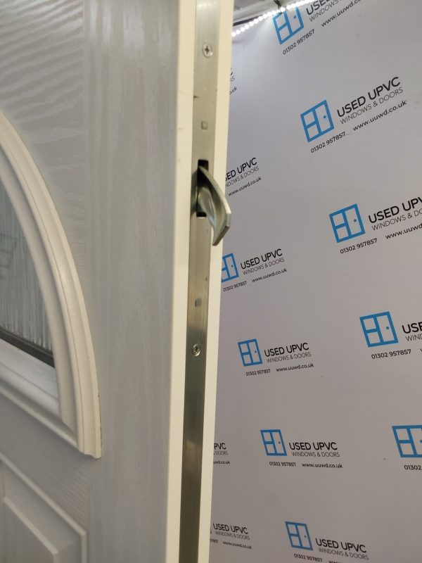 Used White Composite Front Door 910mm x 2070mm C9D24 - Image 4