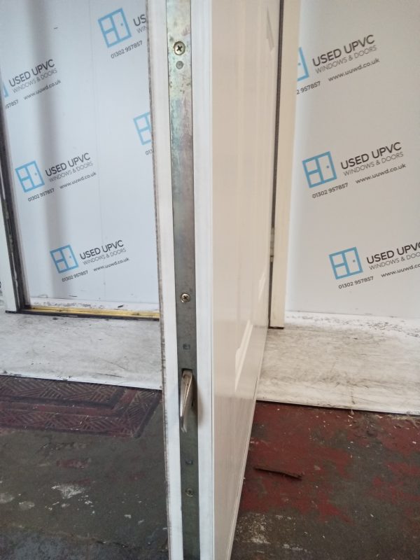 Used White Composite Front Door 960mm x 2090mm C9D26 - Image 8