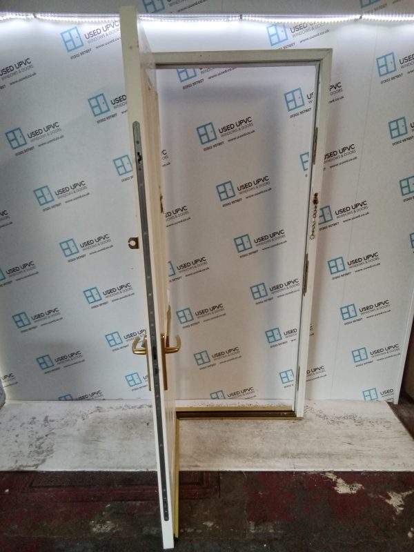 Used White Composite Front Door 905mm x 2080mm C9D28 - Image 5