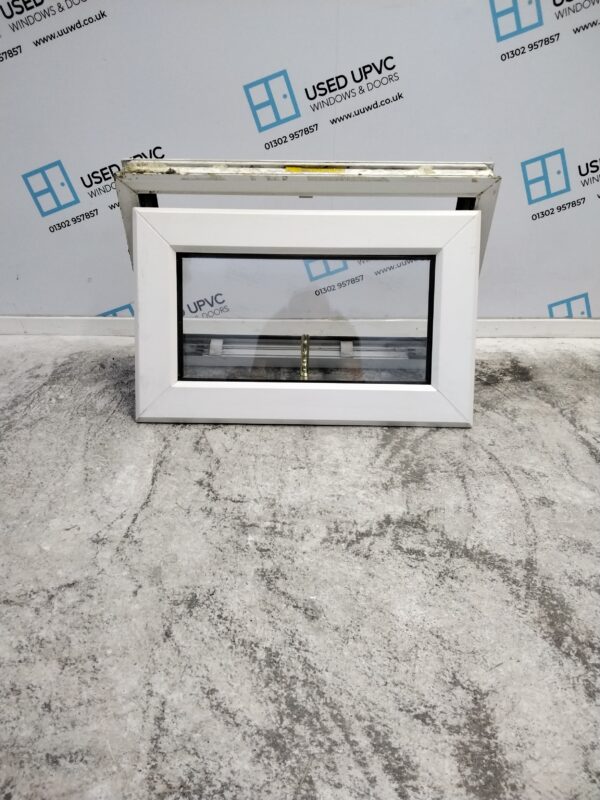 Used White Upvc Window 645mm x 415mm W0143 - Image 3