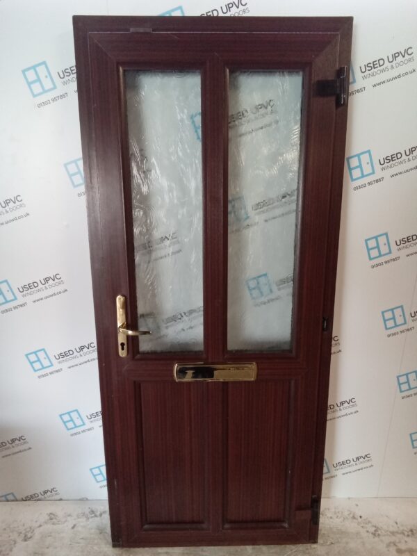 Used Woodgrain Upvc Front Door 895mm x 2055mm 0694 - Image 2