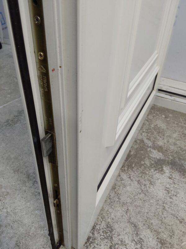 Used White Upvc Front Door 935mm x 2070mm 0444 - Image 7