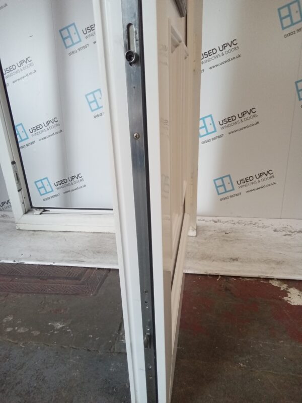 Used White Upvc Front Door 915mm x 2020mm C6003 - Image 6