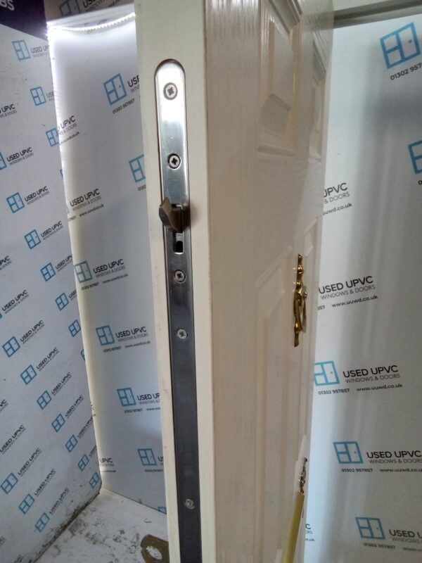 Used White Composite Front Door 905mm x 2070mm C8D11 - Image 5