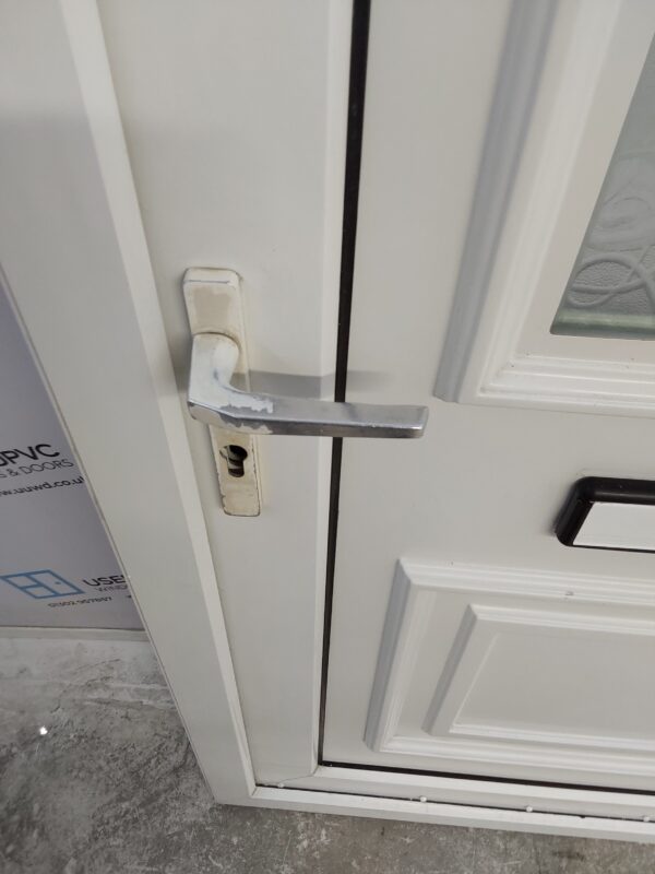 Used White Upvc Front Door 910mm x 2040mm C8D73 - Image 4