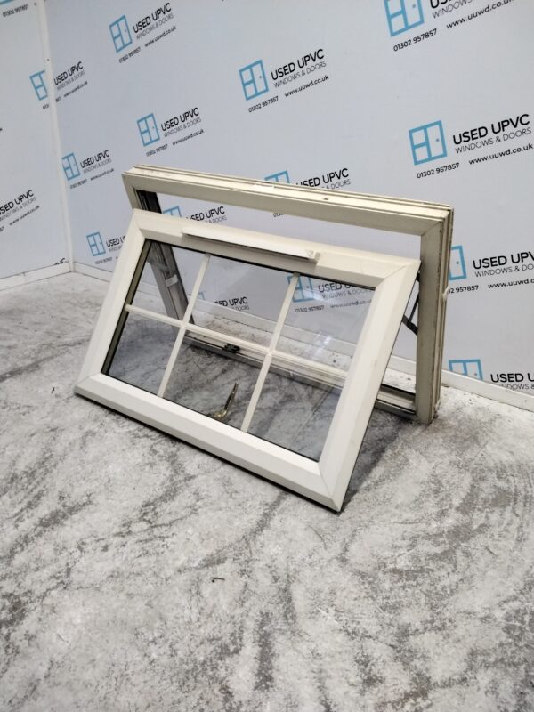 Used Cream Upvc Window 905mm x 600mm W0110 - Image 3