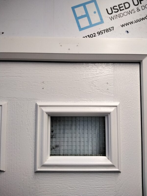 Used White Composite Front Door 870mm x 1960mm C1064 - Image 6