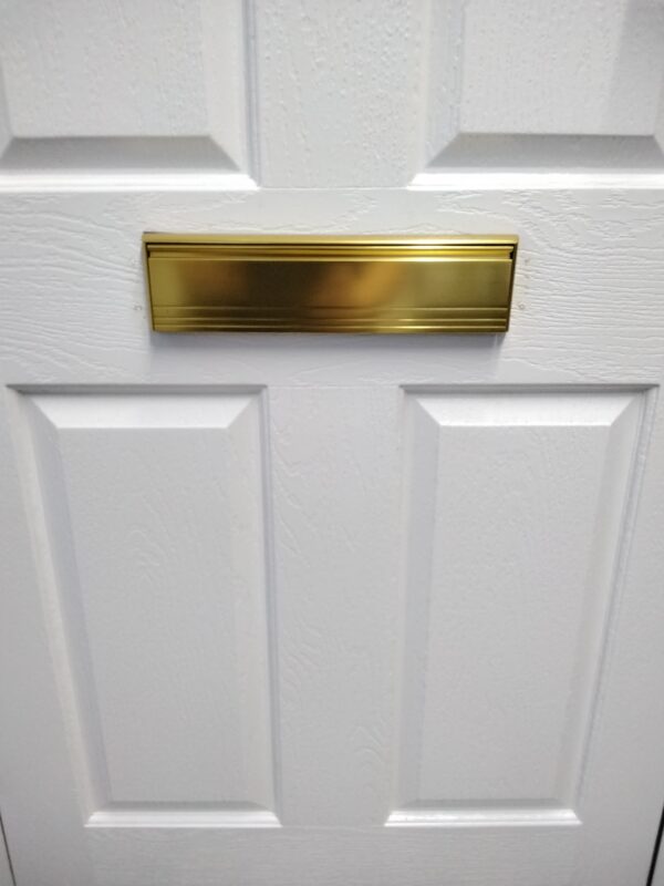 Used White Composite Front Door 870mm x 1960mm C1064 - Image 7
