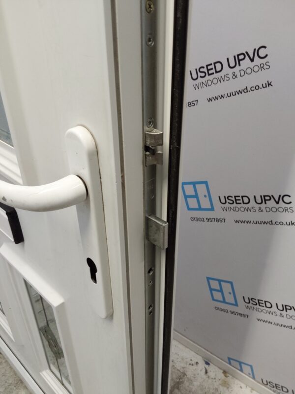 Used White Upvc Front Door 955mm x 2120mm C6050 - Image 9