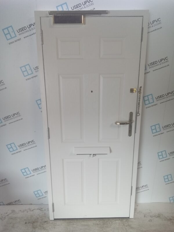 Used White Composite Front Door 915mm x 2030mm C9D38 - Image 2