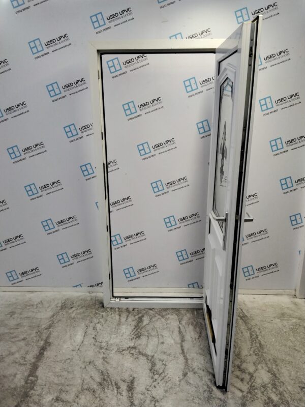 Used White Upvc Front Door 905mm x 2010mm 0155 - Image 3