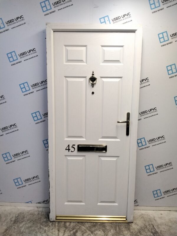 Used White Composite Front Door 910mm x 2030mm C6018