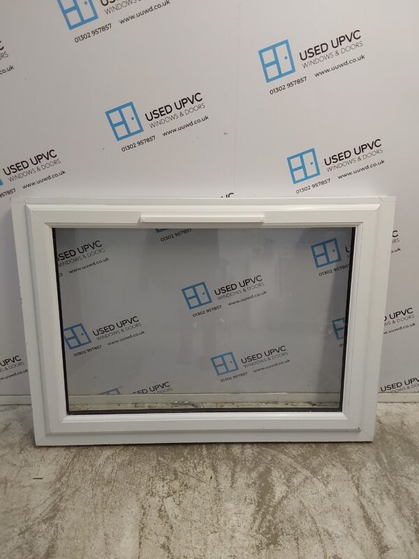Used White Upvc window 1245mm x 895mm C2005