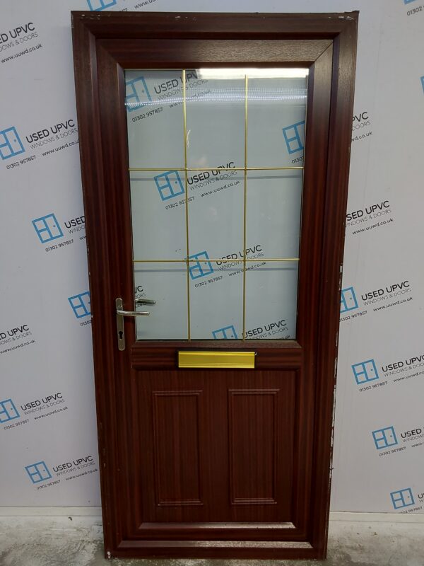 Used Woodgrain Upvc Front Door 915mm x 2035mm C10D58