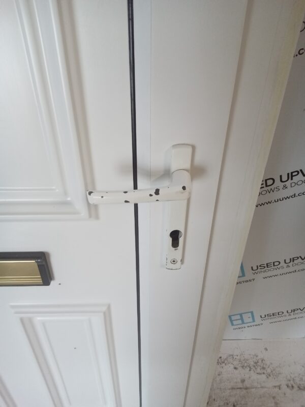 Used White Upvc Front Door 895mm x 2035mm 0604 - Image 5