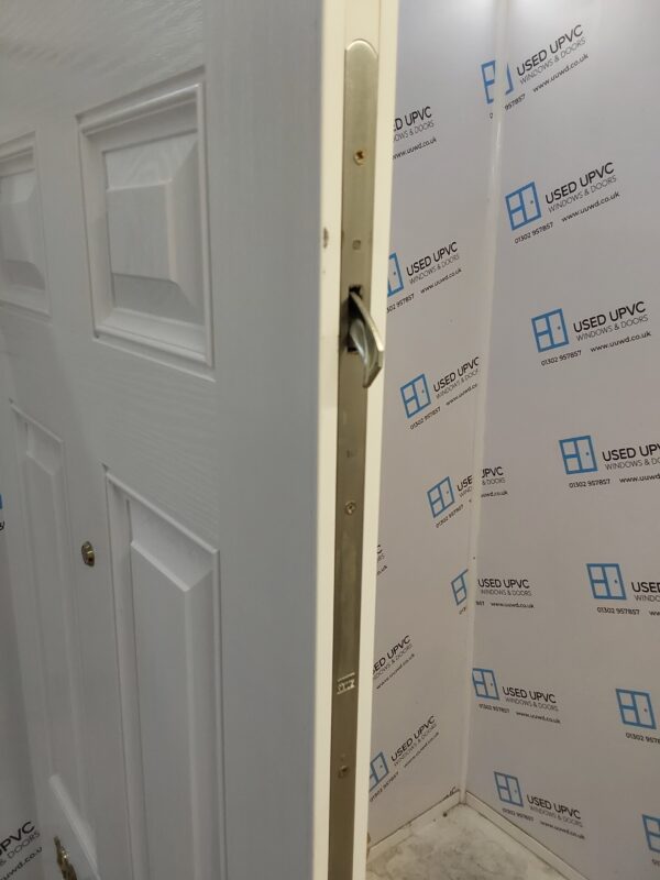 Used White Composite Front Door 910mm x 2080mm C8D27 - Image 6