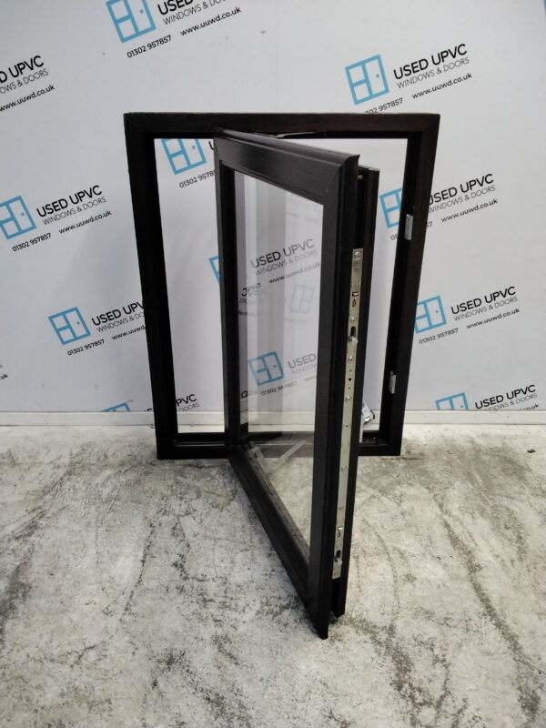 Used Rosewood Upvc Window 695mm x 895mm W0156 - Image 3