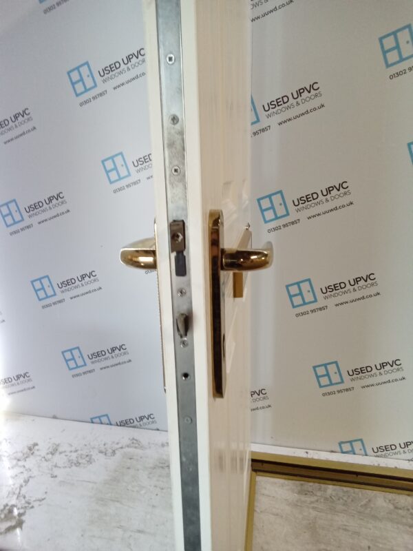 Used White Composite Front Door 910mm x 2060mm C9D48 - Image 6